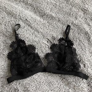 black lace floral design bralette